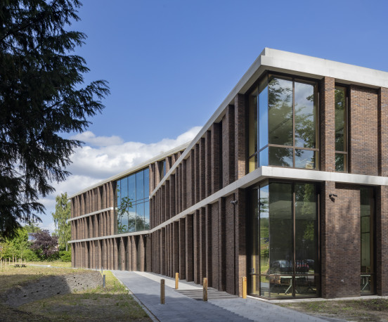 web-A6560 Gemeentehuis Rheden-250602_DP6_Gemeentehuis Rheden.jpg