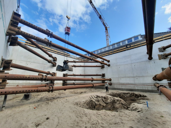 web-A5570 KC Vijverhof-juni 2025.jpg