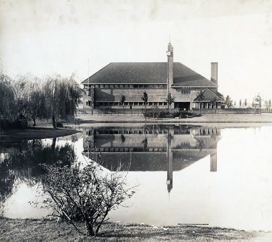 web-A5570 KC Vijverhof-old.jpg